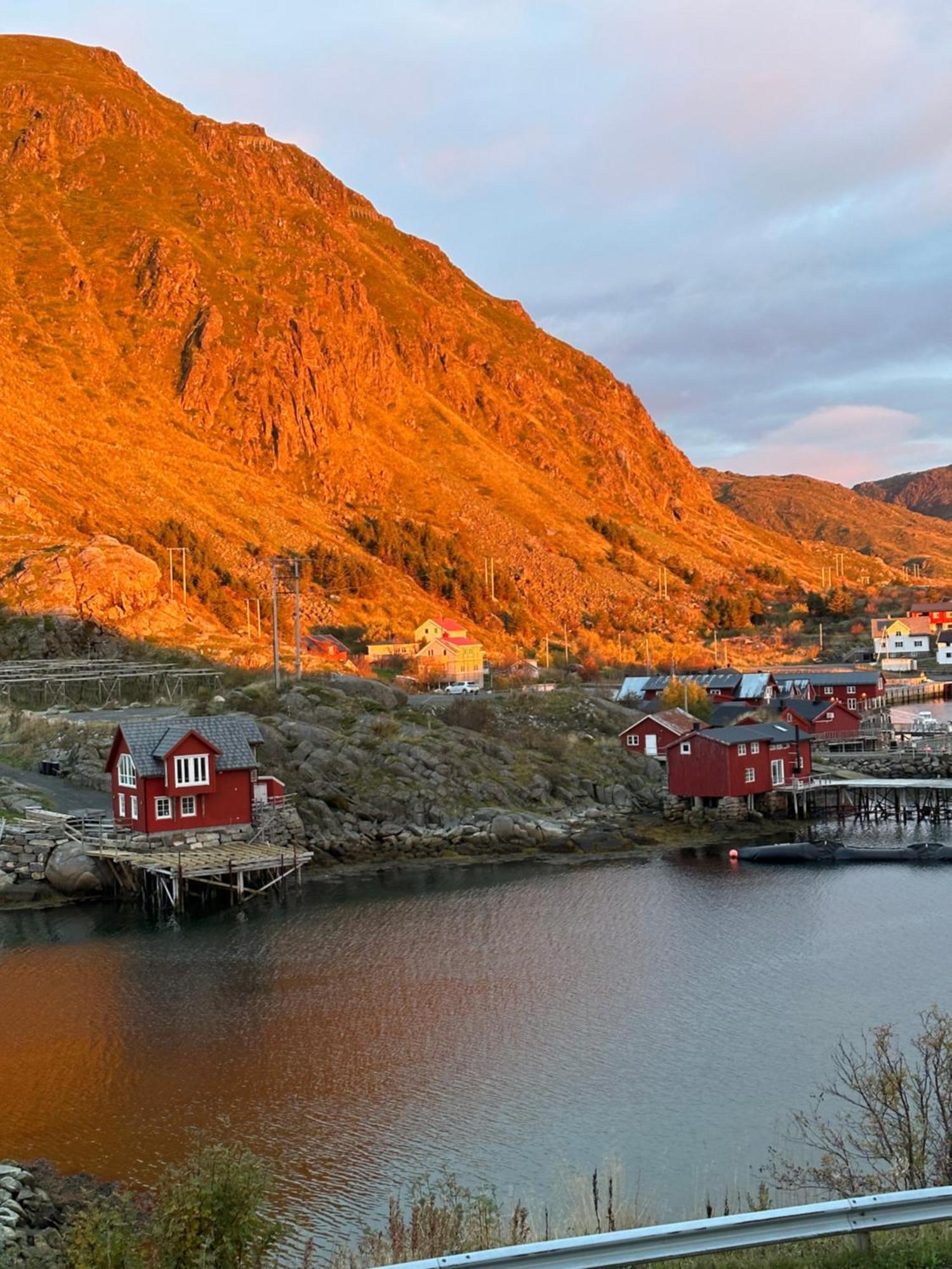 Superior Cabin Ballstad Lofoten ภายนอก รูปภาพ